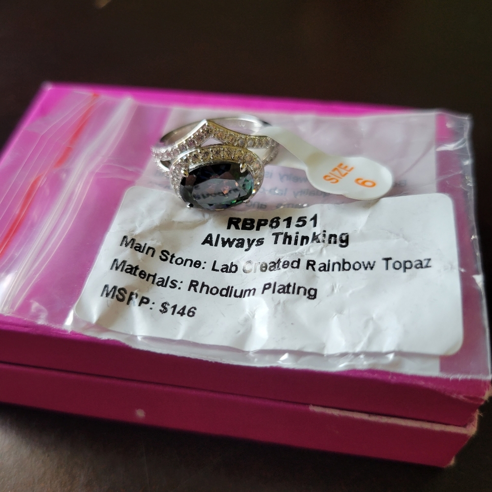 BOMBPARTY RING